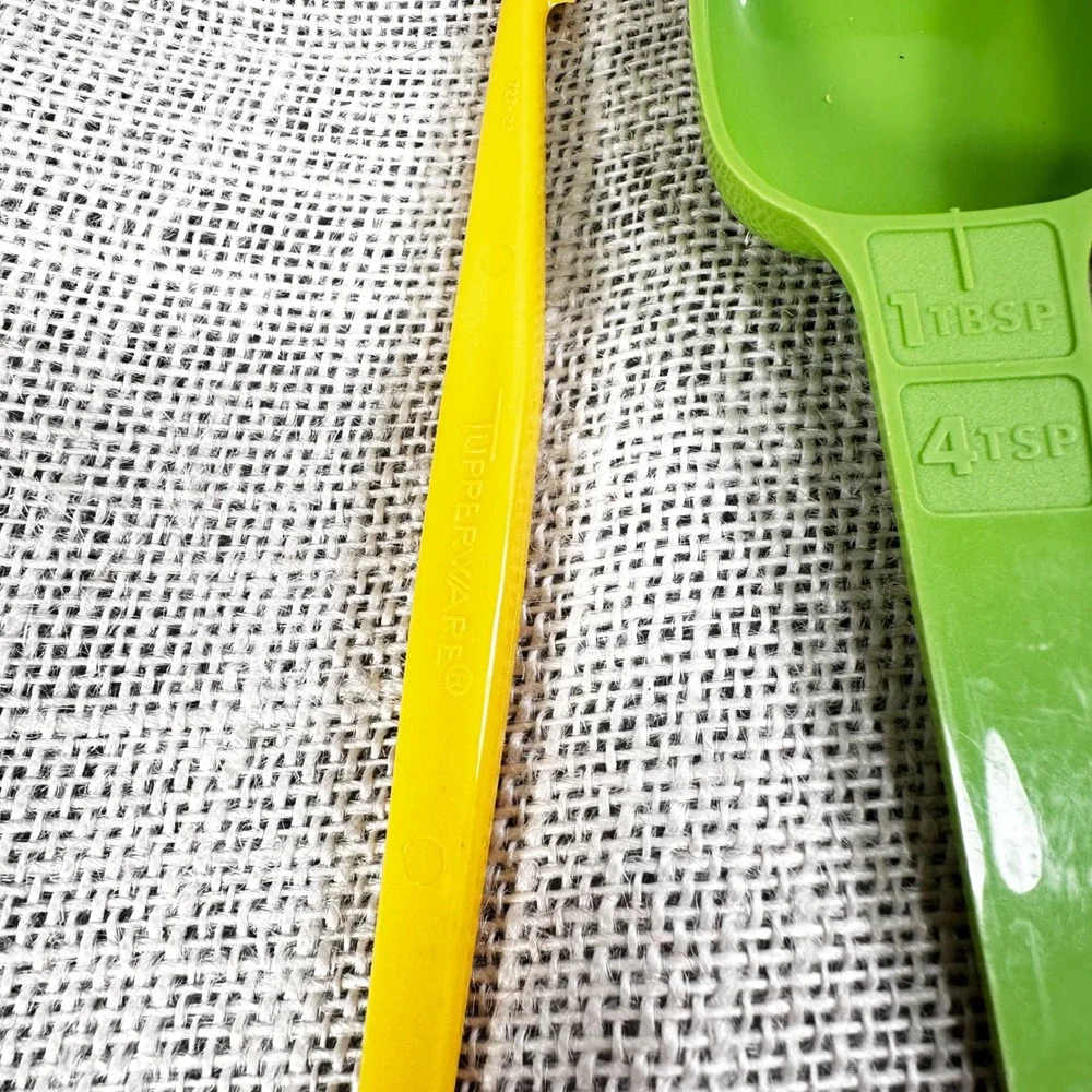 Tupperware Measuring Spoons Spatula Citrus Peeler Lot Green Yellow Orange Vtg